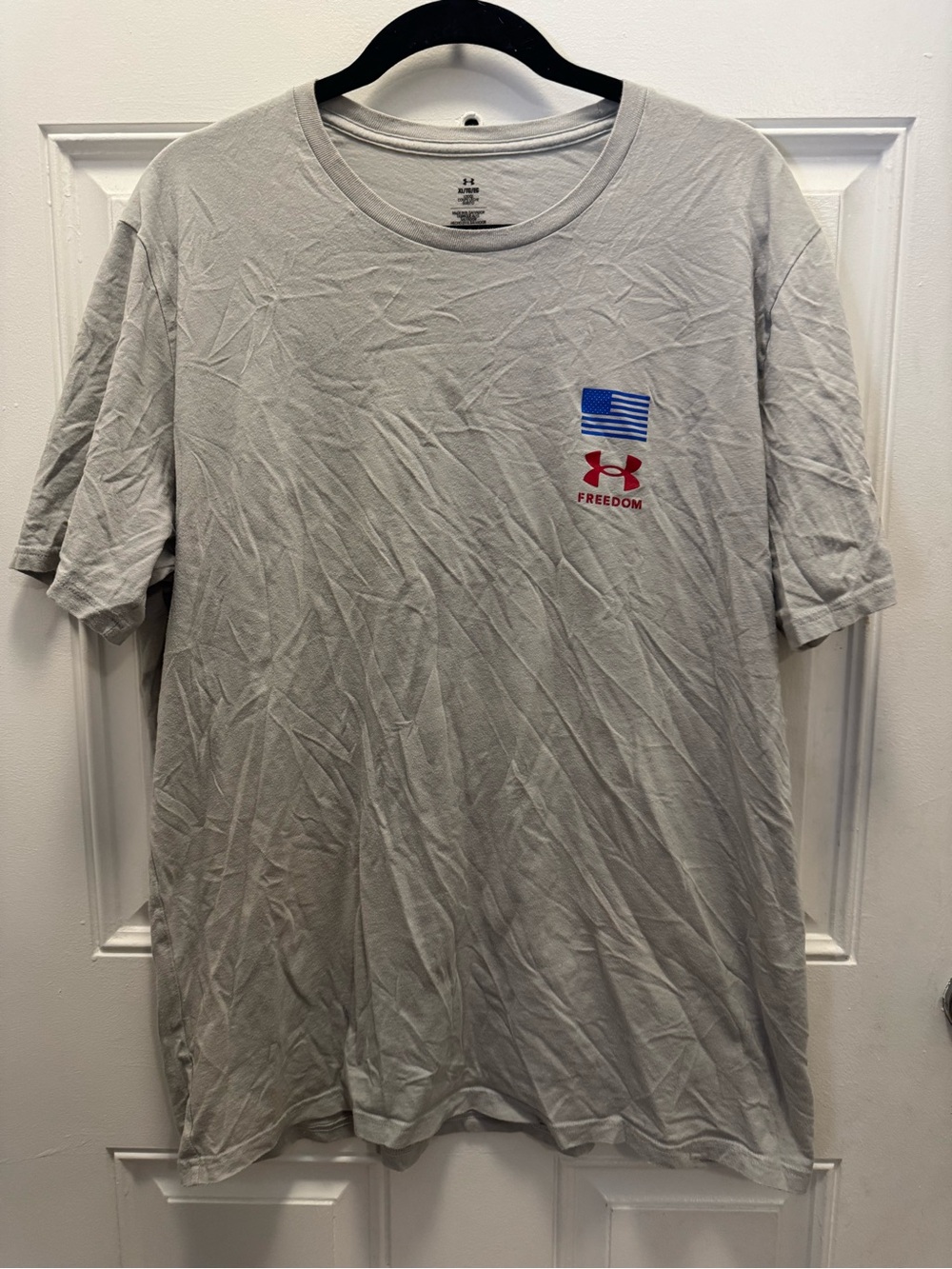 Under Armour Men’s Gray 'Freedom' Logo Tee